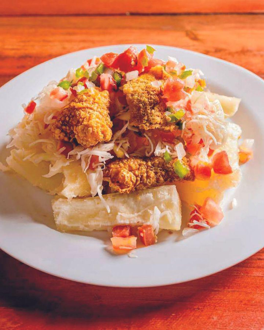 Yuca con chicharrón